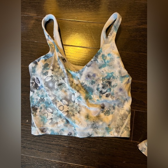 Lulu lemon workout set - Picture 4 of 5